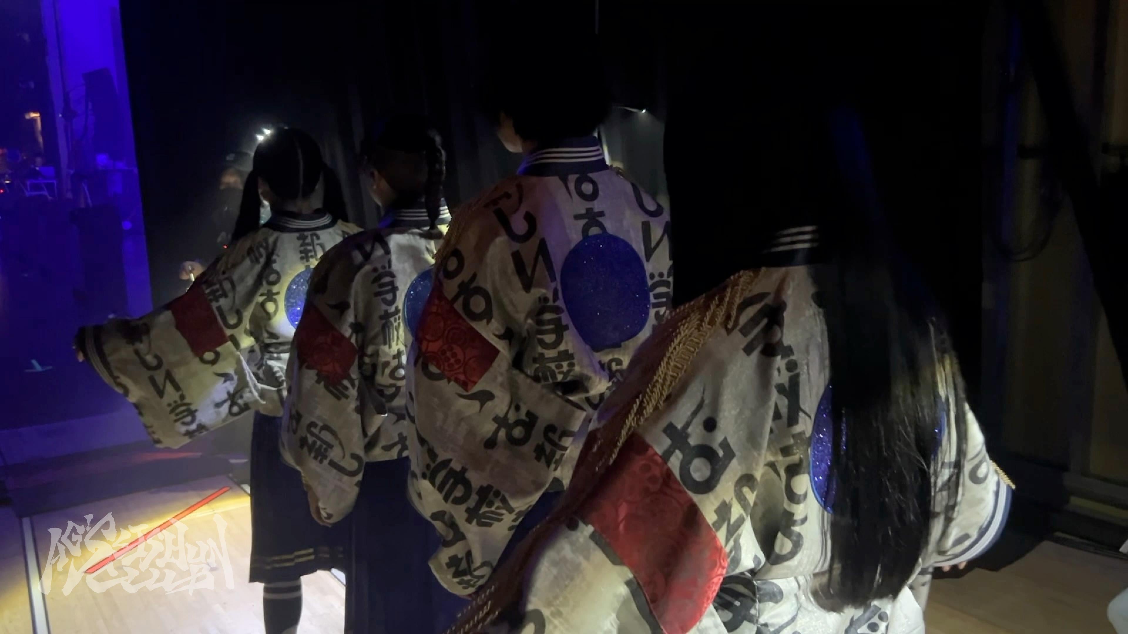 我々もスタッフぅも機材も、すゝむ！